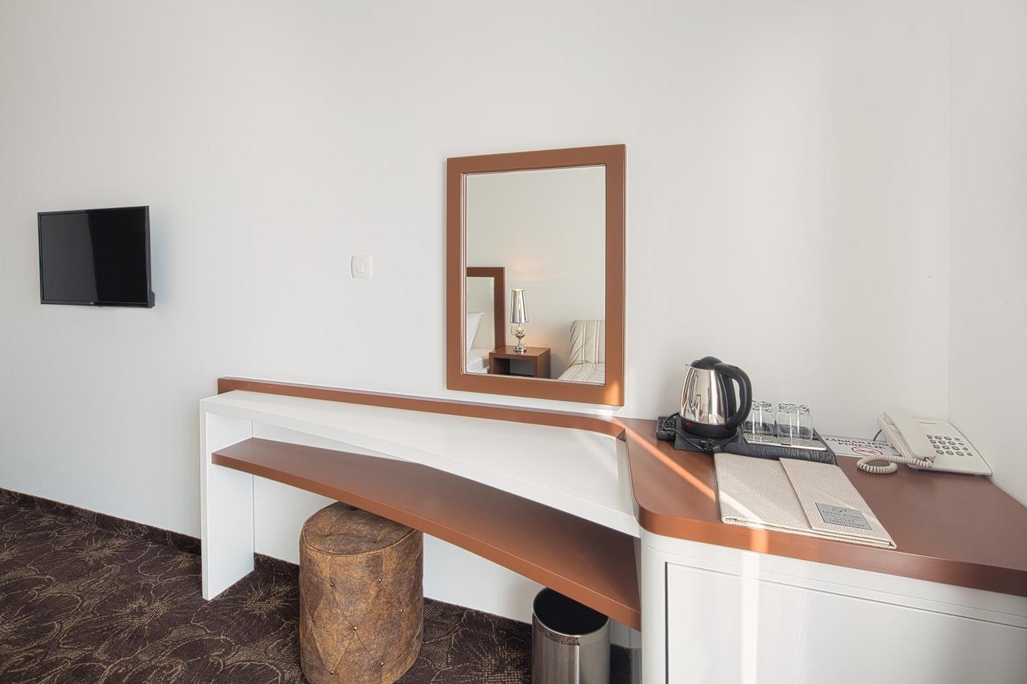 Pozzo Hotel Budua
