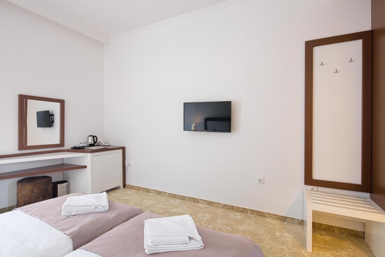 Pozzo Hotel Budua