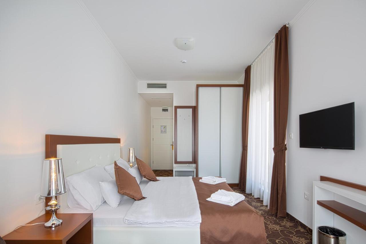 Pozzo 4* Budua